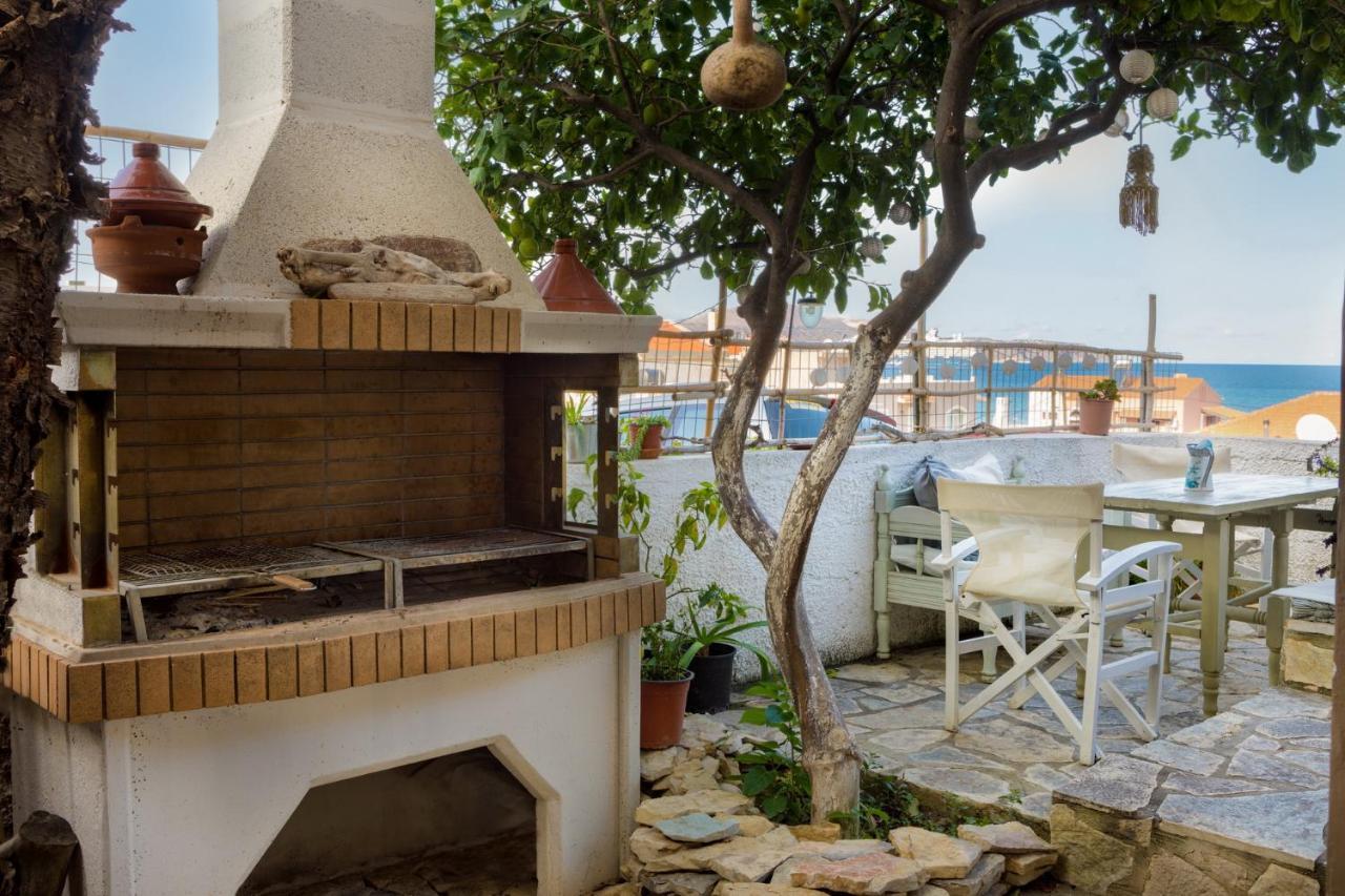 Avra Apartments Каливес Экстерьер фото