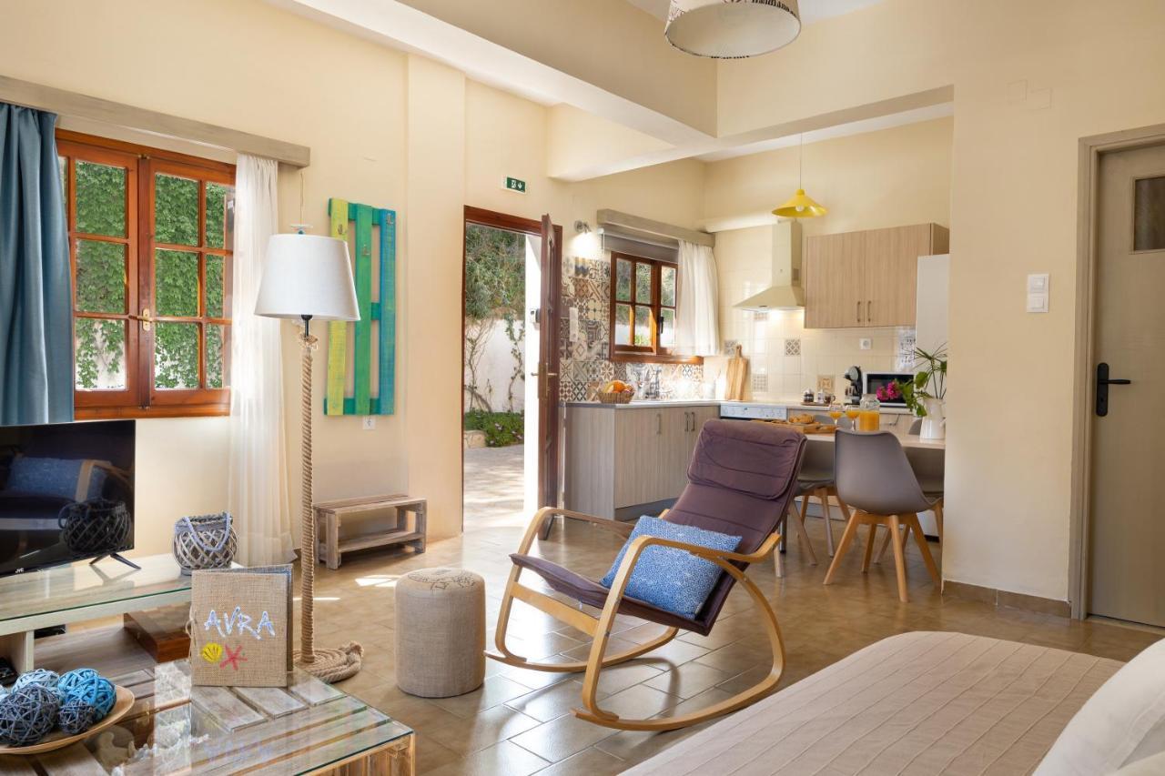 Avra Apartments Каливес Экстерьер фото