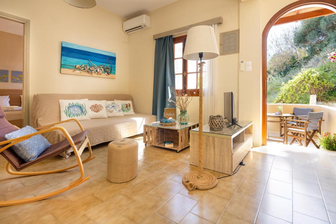 Avra Apartments Каливес Экстерьер фото