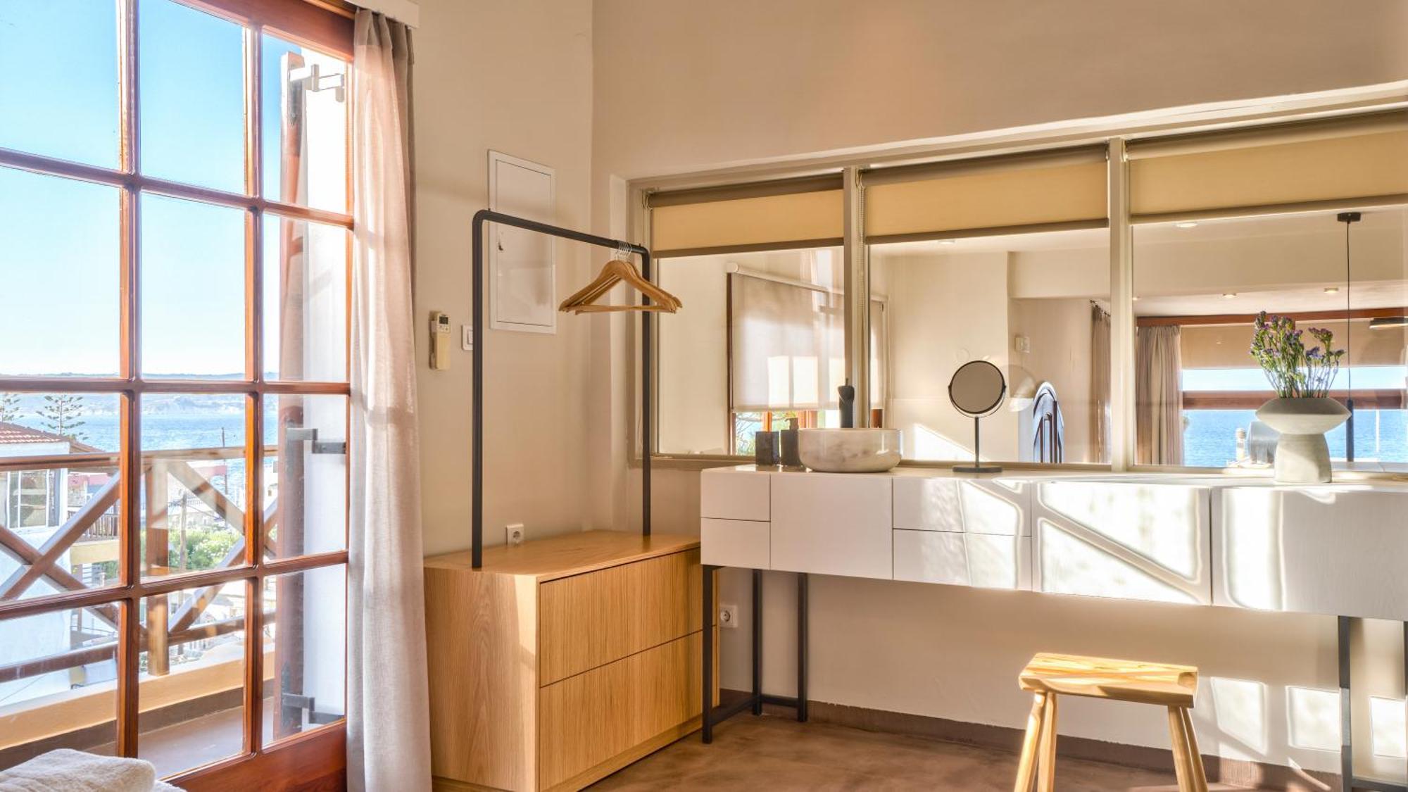 Avra Apartments Каливес Экстерьер фото