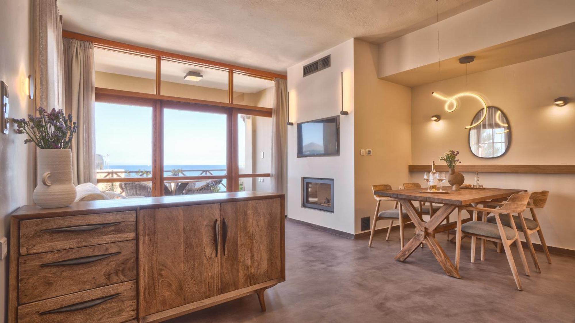 Avra Apartments Каливес Экстерьер фото
