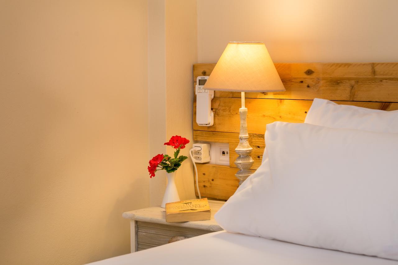 Avra Apartments Каливес Экстерьер фото